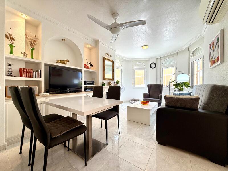 2 Schlafzimmer Villa zu verkaufen 2 Schlafzimmer Villa zu verkaufen