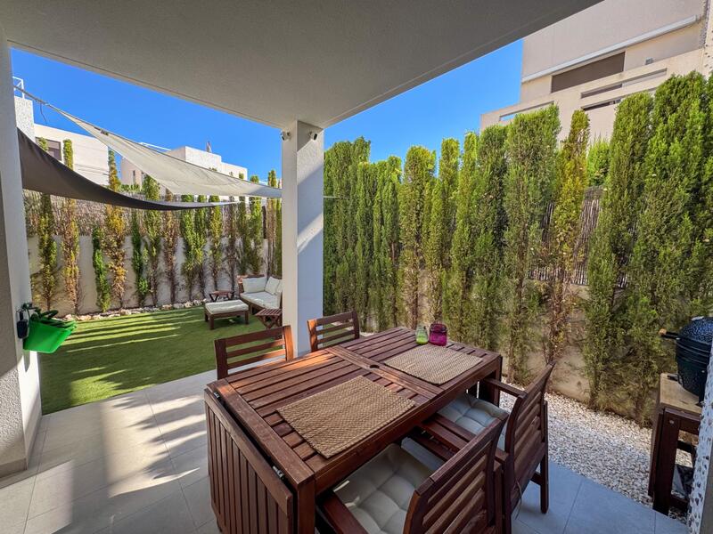 2 bedroom Townhouse for sale 2 bedroom Townhouse for sale