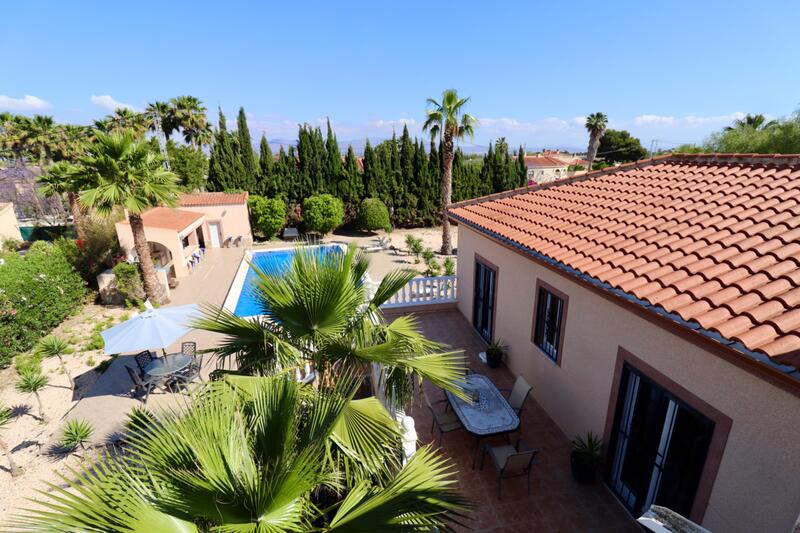 4 bedroom Country House for sale 4 bedroom Country House for sale