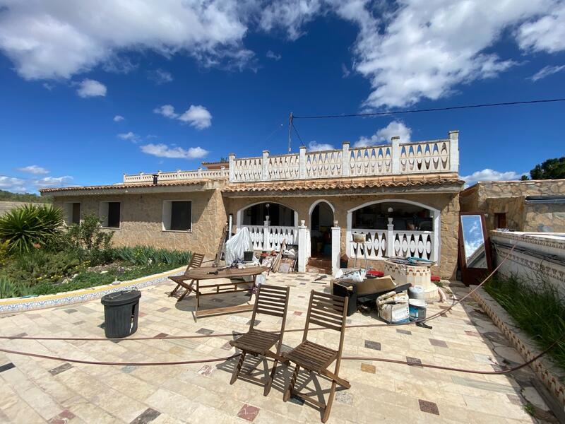 6 slaapkamer Landhuis Te koop 6 slaapkamer Landhuis Te koop