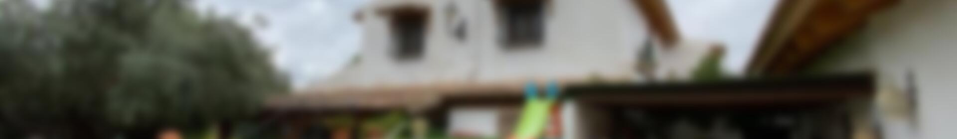 8 bedroom Villa for sale