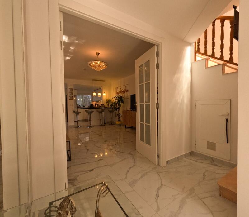 4 soveværelse Byhus til salg 4 soveværelse Byhus til salg