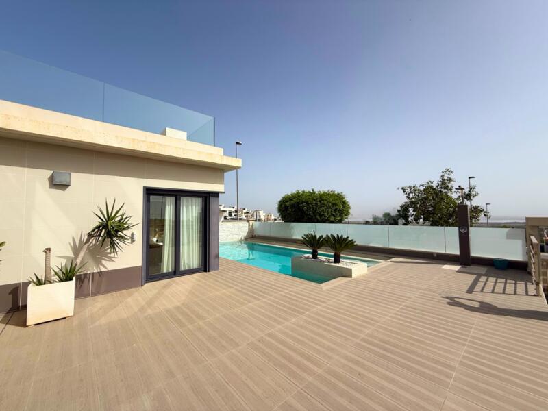 5 chambre Villa à vendre 5 chambre Villa à vendre