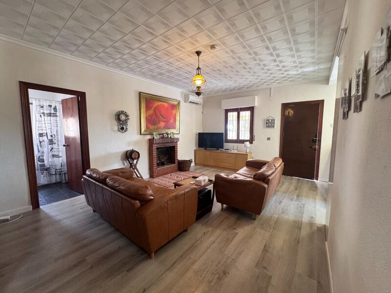 3 bedroom Villa for sale 3 bedroom Villa for sale