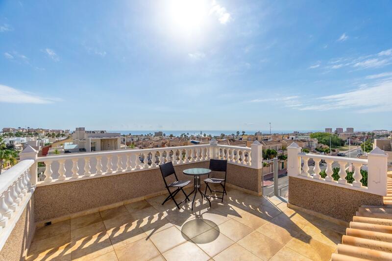 городская тюрьма продается в Torrevieja, Alicante