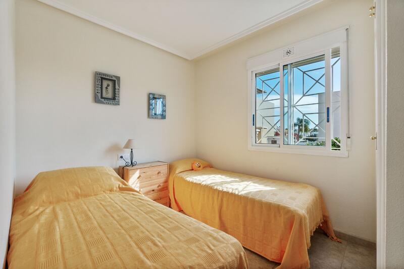 4 спальная комната городская тюрьма продается 4 спальная комната городская тюрьма продается