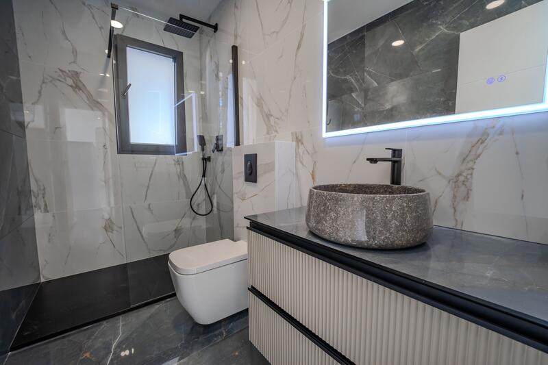 4 soverom Villa til salgs 4 soverom Villa til salgs