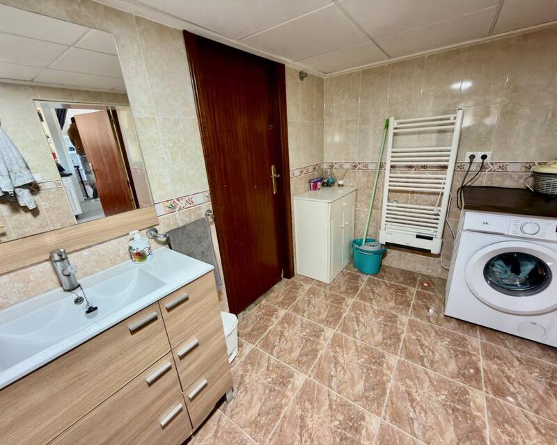 3 Schlafzimmer Villa zu verkaufen 3 Schlafzimmer Villa zu verkaufen