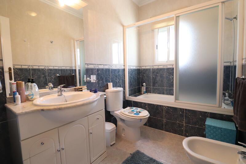 3 soverom Herregård til salgs