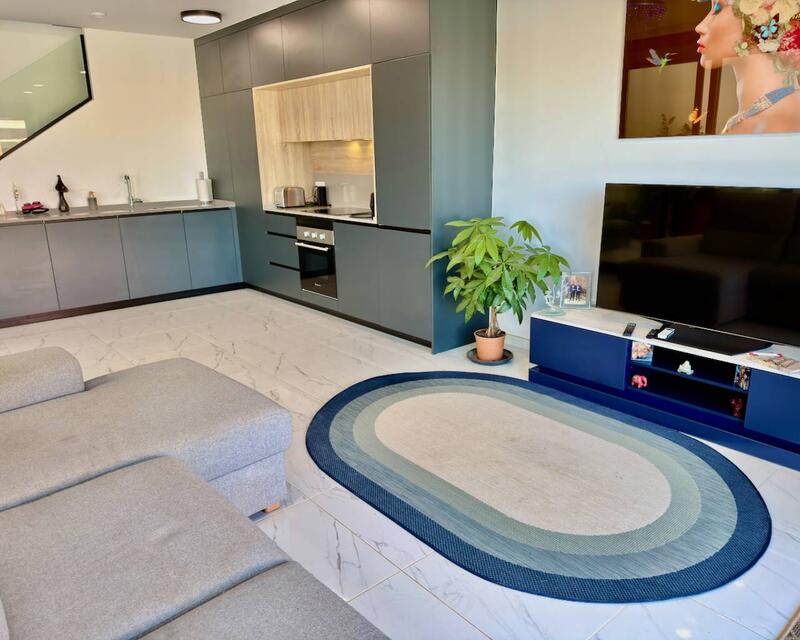 3 Schlafzimmer Villa zu verkaufen 3 Schlafzimmer Villa zu verkaufen