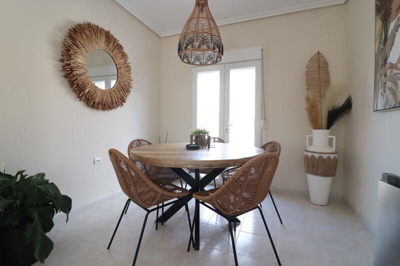 2 bedroom Villa for sale 2 bedroom Villa for sale