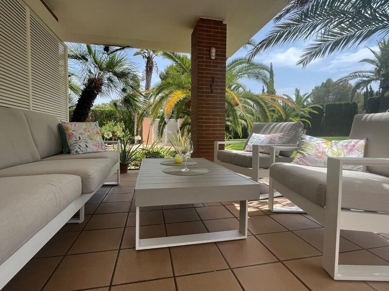 7 bedroom Villa for sale