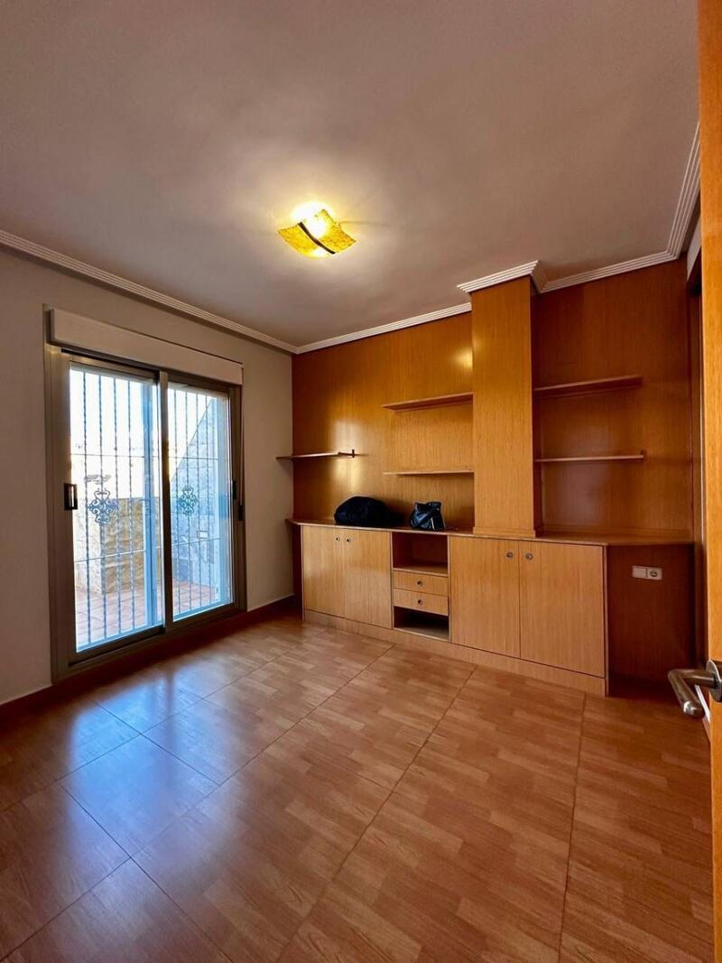 3 bedroom Apartment for sale 3 bedroom Apartment for sale