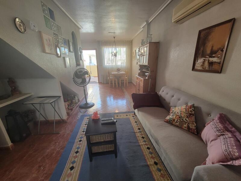 3 bedroom Townhouse for sale