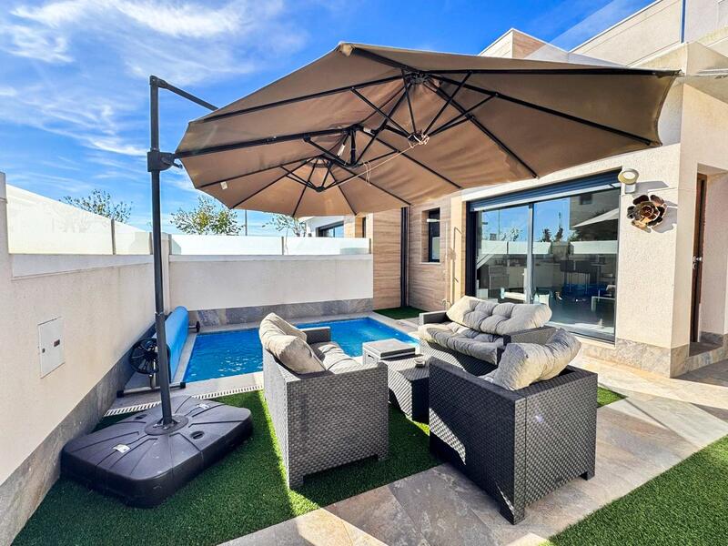 3 bedroom Townhouse for sale 3 bedroom Townhouse for sale