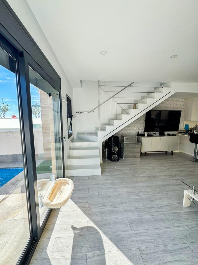 3 bedroom Townhouse for sale 3 bedroom Townhouse for sale