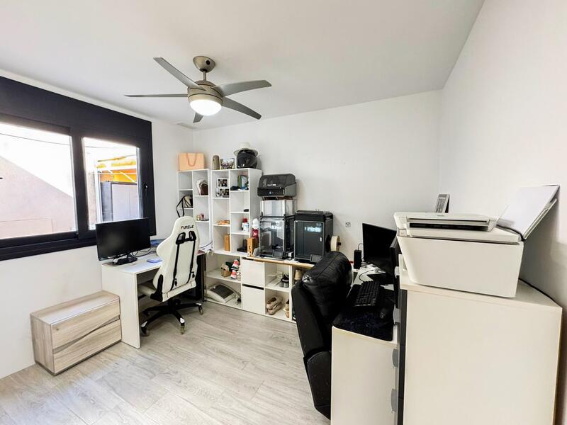 3 bedroom Townhouse for sale 3 bedroom Townhouse for sale