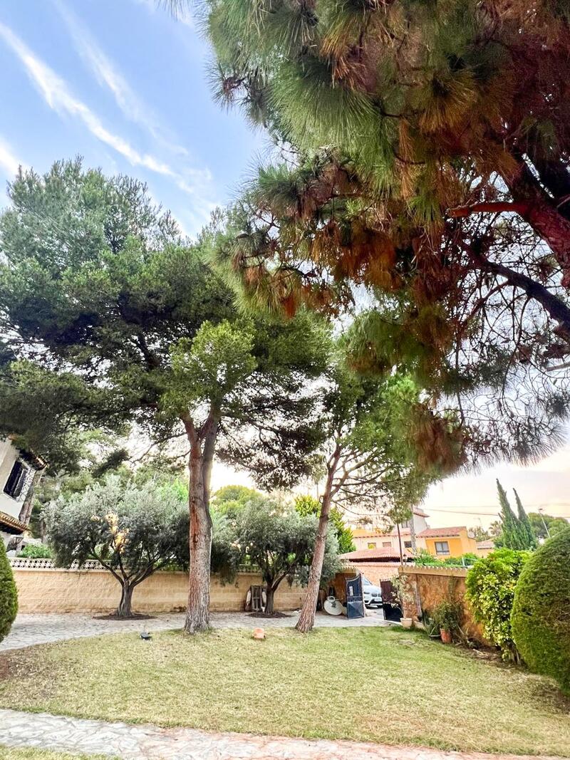 4 bedroom Villa for sale