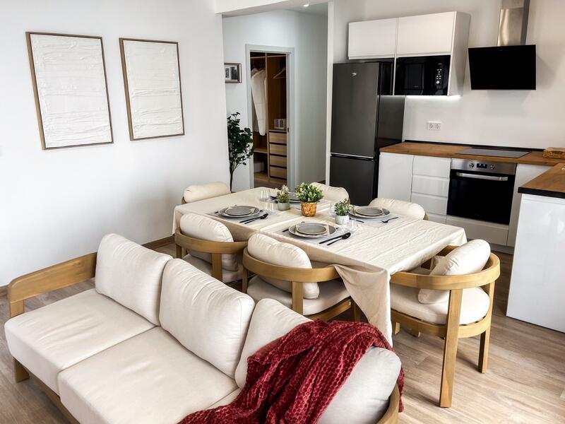 4 bedroom Townhouse for sale