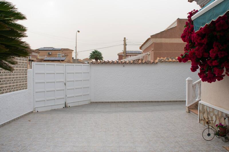 2 bedroom Villa for sale 2 bedroom Villa for sale