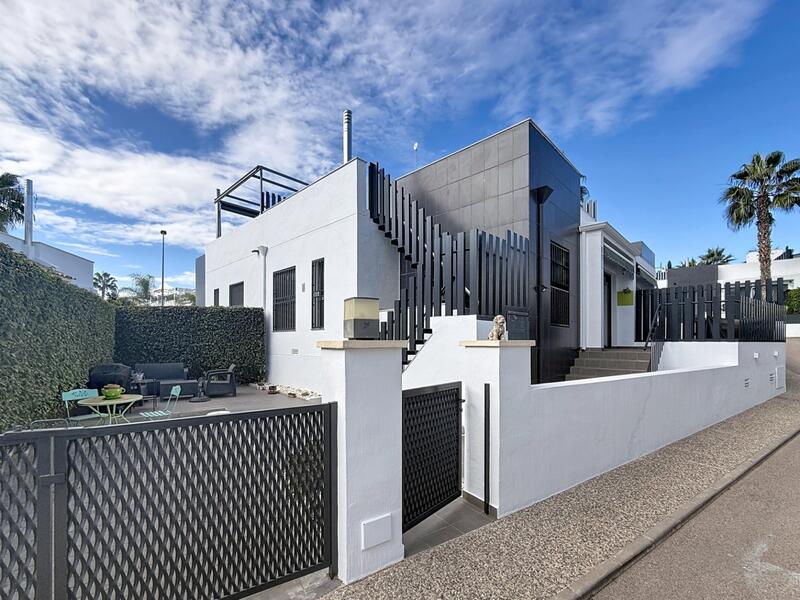 Villa à vendre dans Orihuela Costa, Alicante