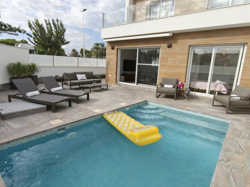 3 bedroom Villa for sale 3 bedroom Villa for sale