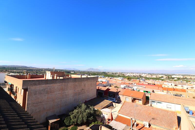 2 slaapkamer Appartement Te koop 2 slaapkamer Appartement Te koop