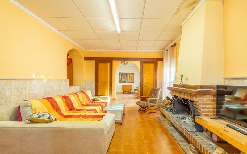 6 bedroom Villa for sale 6 bedroom Villa for sale