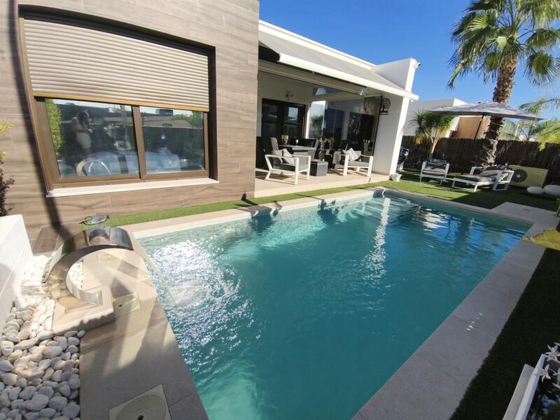 3 bedroom Villa for sale 3 bedroom Villa for sale