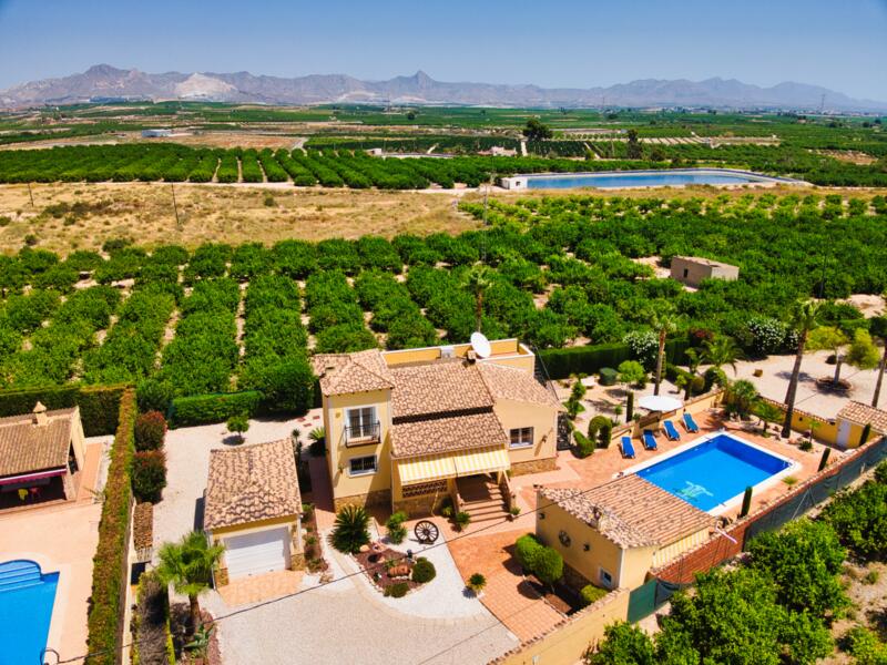 4 bedroom Country House for sale 4 bedroom Country House for sale