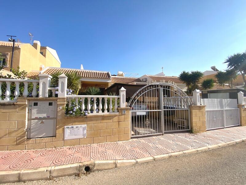 Villa til salgs i Ciudad Quesada, Alicante Villa til salgs i Ciudad Quesada, Alicante