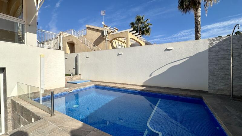 3 soverom Villa til salgs 3 soverom Villa til salgs