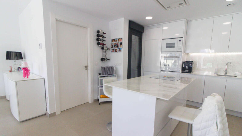 3 спальная комната вилла продается 3 спальная комната вилла продается