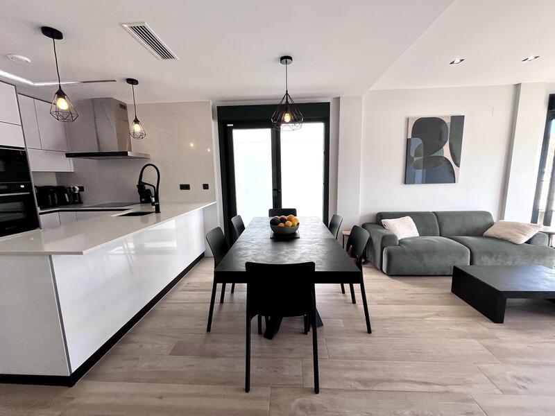 4 bedroom Villa for sale 4 bedroom Villa for sale