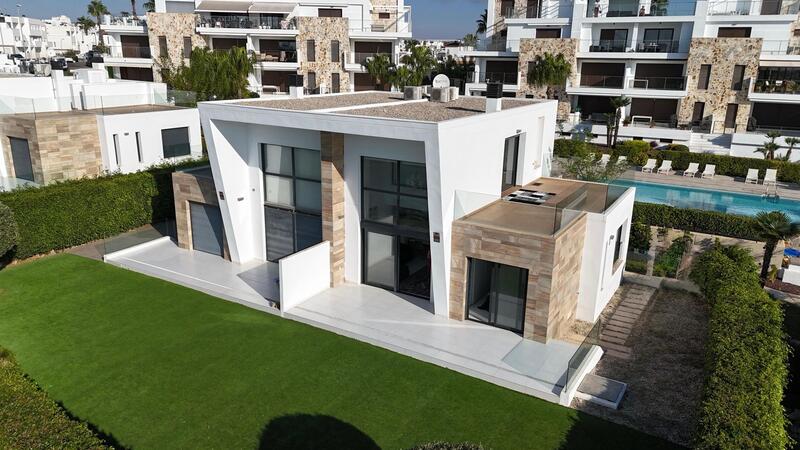 3 soverom Villa til salgs 3 soverom Villa til salgs