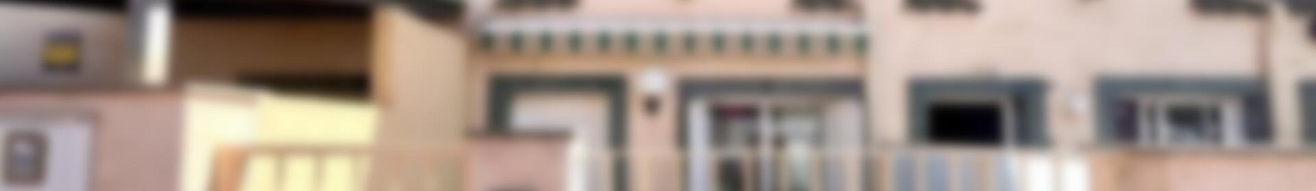 2 bedroom Townhouse for sale