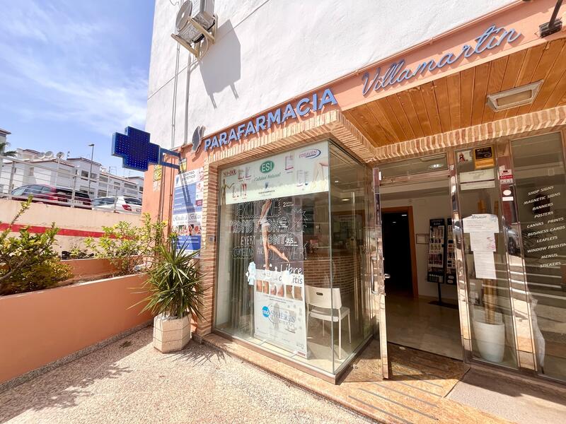 Commercial Property for sale in Villamartin, Alicante