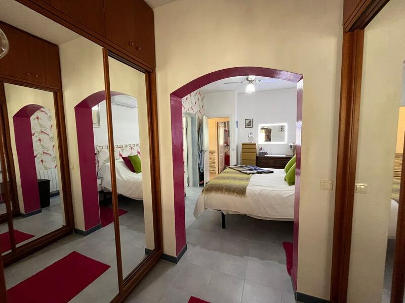 6 bedroom Country House for sale 6 bedroom Country House for sale