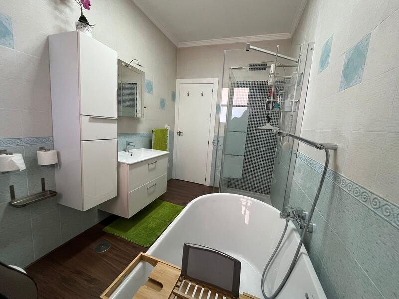 6 bedroom Country House for sale 6 bedroom Country House for sale