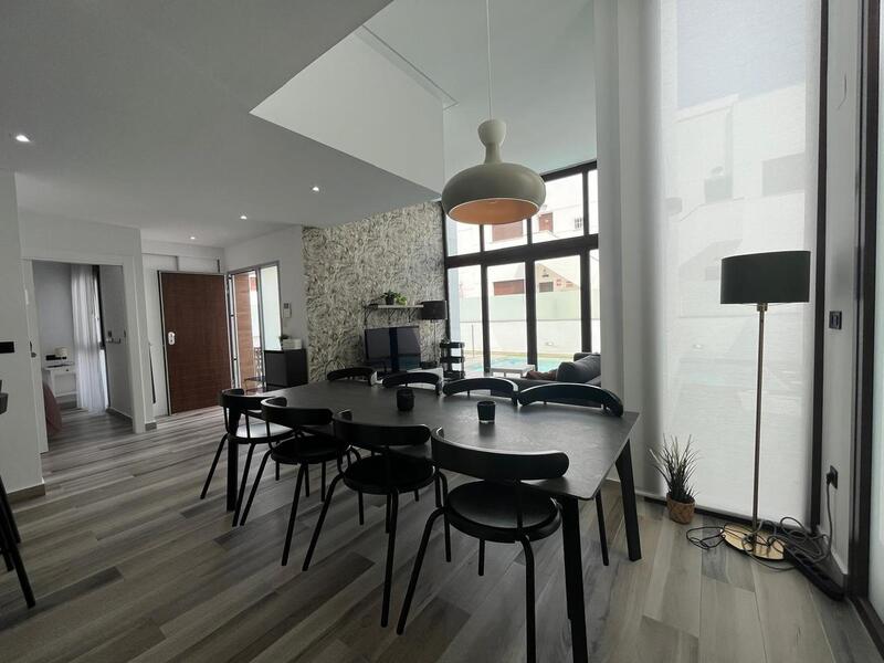 3 slaapkamer Villa Te koop 3 slaapkamer Villa Te koop