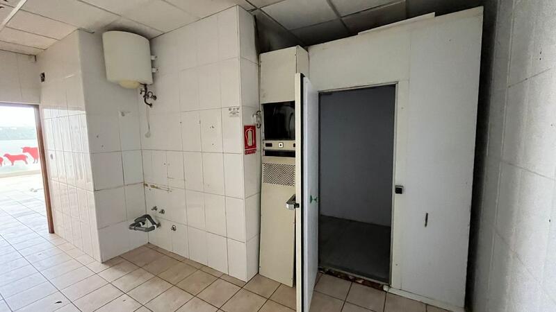 Local Commercial à vendre