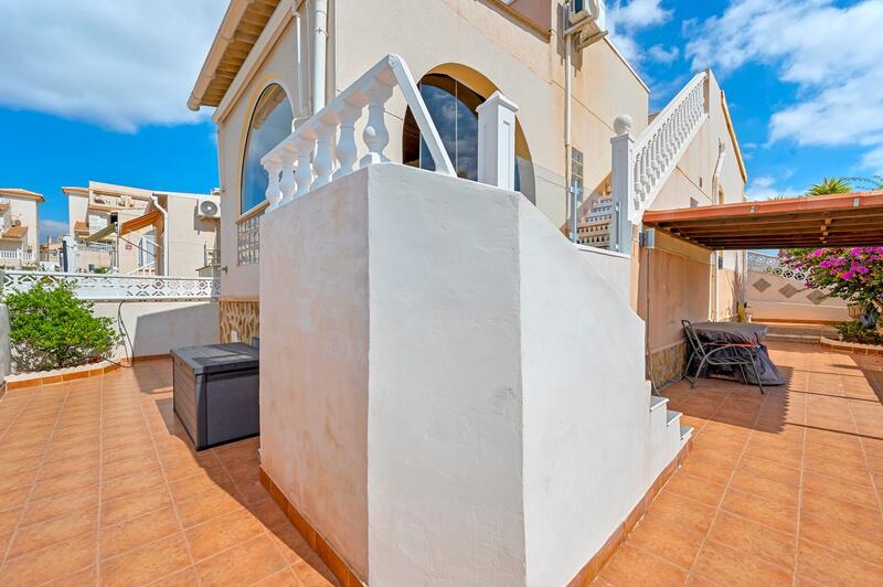 2 bedroom Townhouse for sale 2 bedroom Townhouse for sale