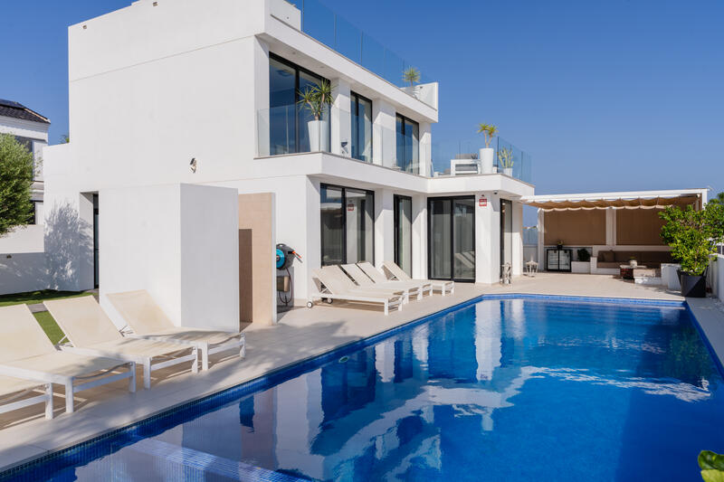 Villa à vendre dans San Fulgencio, Alicante Villa à vendre dans San Fulgencio, Alicante