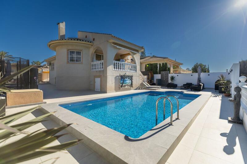 Villa à vendre dans Benijófar, Alicante Villa à vendre dans Benijófar, Alicante