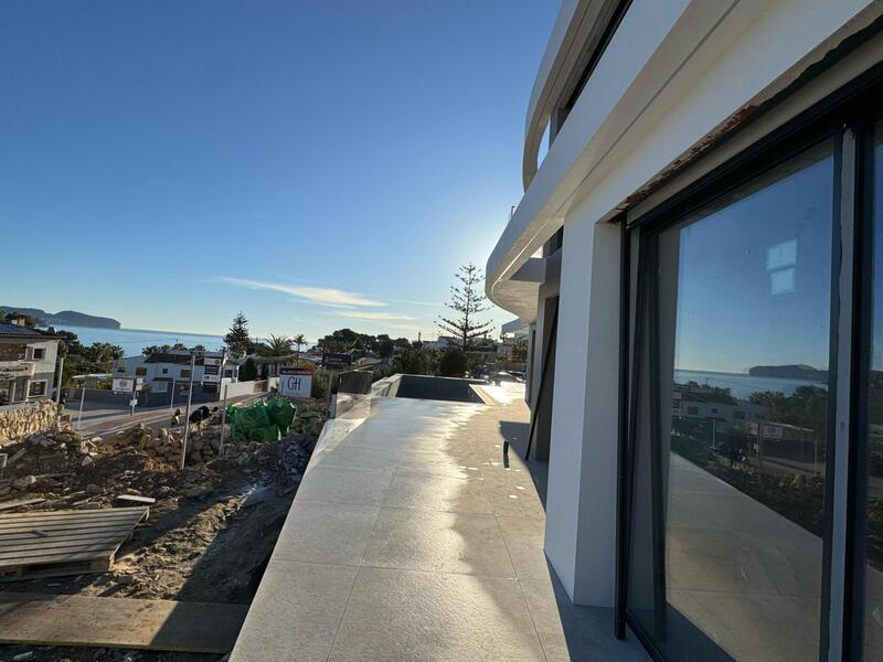 4 Cuarto Villa en venta