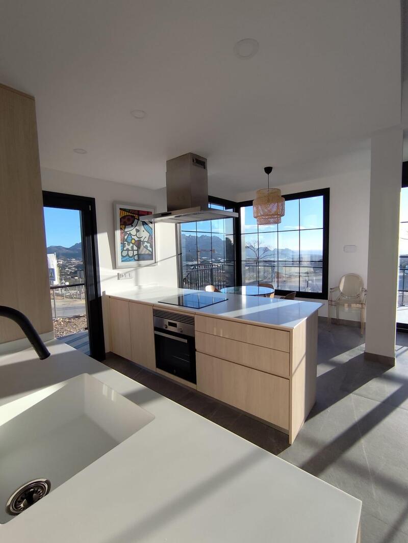 3 bedroom Townhouse for sale