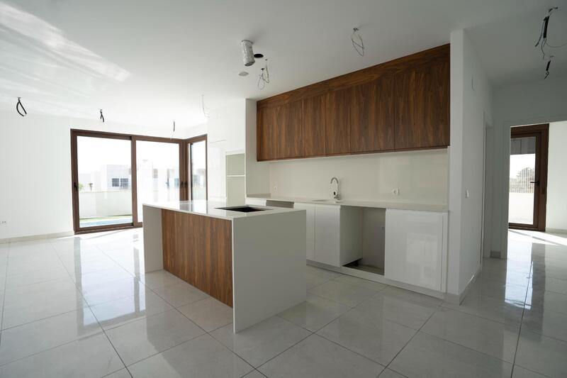 3 slaapkamer Villa Te koop 3 slaapkamer Villa Te koop