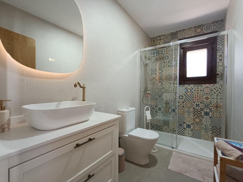 5 спальная комната вилла продается