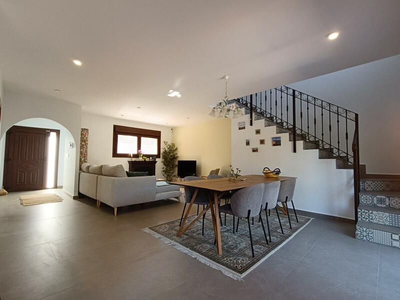 5 спальная комната вилла продается