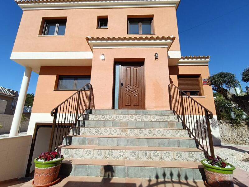 5 спальная комната вилла продается